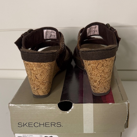 Skechers Women’s Brown Braided Slide Sandals 7 - Picture 4 of 6